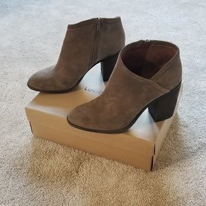 Lucky Brand Tan Booties Size 11